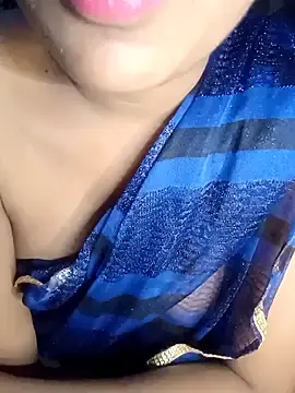 Stripchat Live Sex of Ralisha_Rani