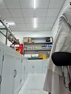 Stripchat Live Sex Cam of HinaLovely