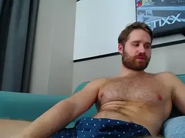 Stripchat Free Porn Cam of LorenzoLux