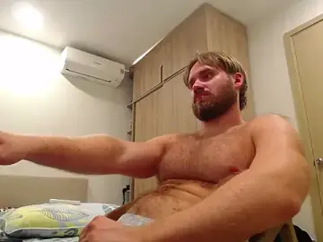 Stripchat Free Porn Cam of LorenzoLux