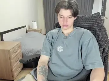 Stripchat Adult Webcam of Liam_sexy1