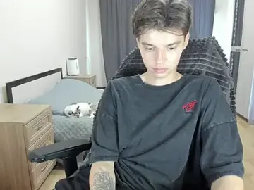 Stripchat Live Sex Cam of Liam_sexy1