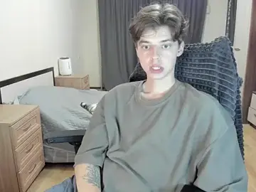Stripchat Sex Cam of Liam_sexy1