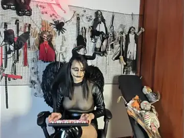 Stripchat Best Webcam of Evil_sammy
