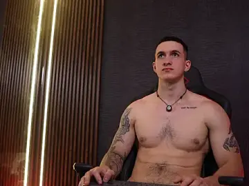 Stripchat Live Sex Cam of JacksonOlsenn