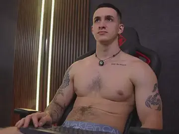 Stripchat Live Sex Cam of JacksonOlsenn