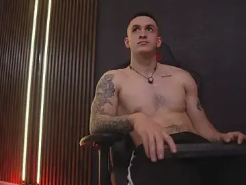 Stripchat Watch Live Sex Cams of JacksonOlsenn
