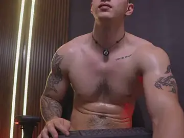 Stripchat Free Porn Cam of JacksonOlsenn
