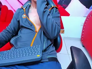 Stripchat Nude Webcam of alex_477