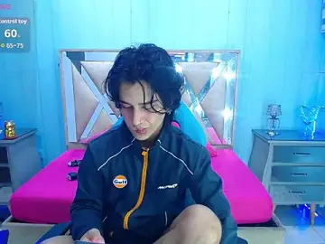 Stripchat Live Sex of alex_477