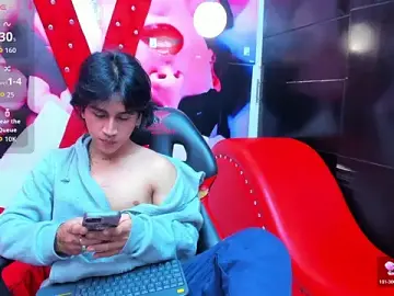Stripchat Live Sex of alex_477