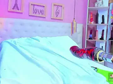 Stripchat Free Porn Cam of leylla_