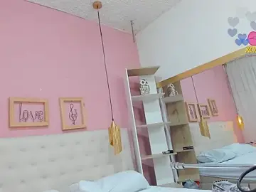 Stripchat Free Porn Cam of leylla_