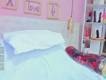 Stripchat Live Sex Cam of leylla_