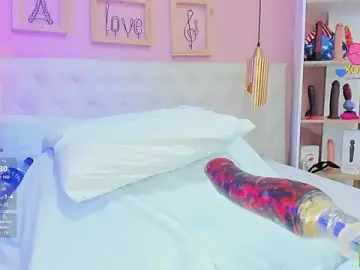 Stripchat Free Porn Cam of leylla_
