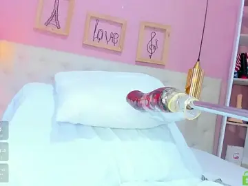 Stripchat Free Porn Cam of leylla_