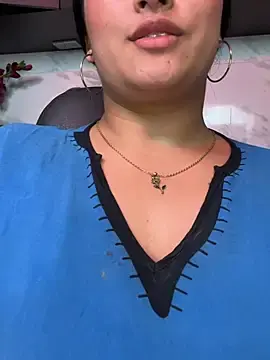 Stripchat Adult Webcam of kalpanaaishaa