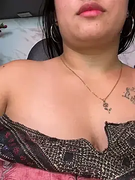 Stripchat Adult Webcam of kalpanaaishaa