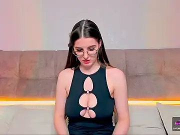 Stripchat Free Live Porn of AriellaTesk