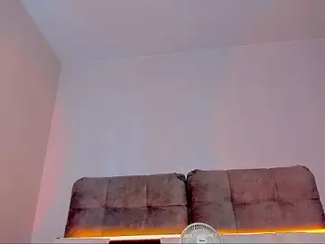 Stripchat Live Sex Cam of AriellaTesk