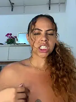 Stripchat Live Porn of Chloe_Leaozinho