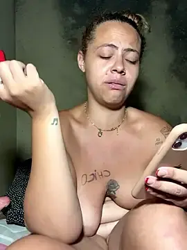 Stripchat Sex Cam of Chloe_Leaozinho