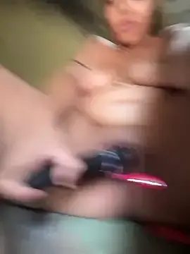 Stripchat Watch Live Sex Cams of Chloe_Leaozinho