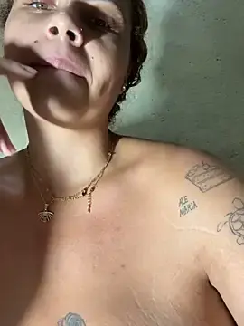 Stripchat Free Live Porn of Chloe_Leaozinho