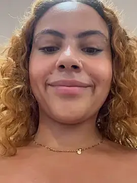 Stripchat Watch Live Sex Cams of Chloe_Leaozinho