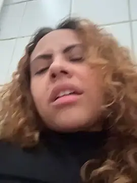 Stripchat Free Live Porn of Chloe_Leaozinho