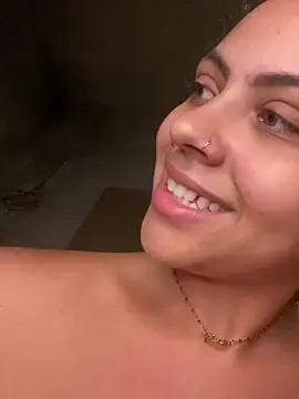Stripchat Watch Live Sex Cams of Chloe_Leaozinho