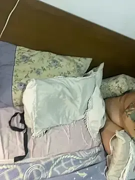 Stripchat Watch Live Sex Cams of Chloe_Leaozinho