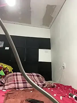 Stripchat Free Porn Cam of Chloe_Leaozinho