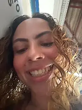 Stripchat Free Live Porn of Chloe_Leaozinho