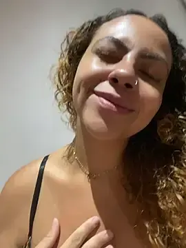 Stripchat Adult Webcam of Chloe_Leaozinho