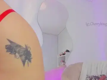 Stripchat Adult Webcams of _cherrykingsley1