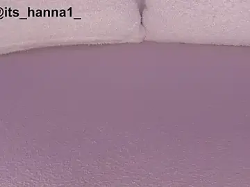 Stripchat Free Porn Cam of cutte_hanna18