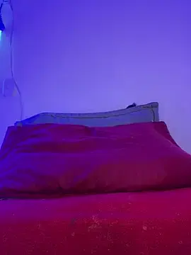 Stripchat Adult Webcam of KinkyJessyHotxx
