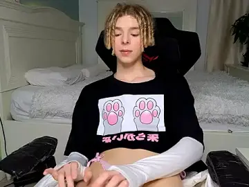 Stripchat Adult Video Chat of Kudi_Minnt