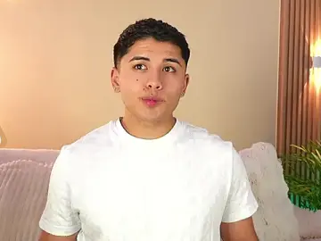 Stripchat Live Sex of MatiasKorn