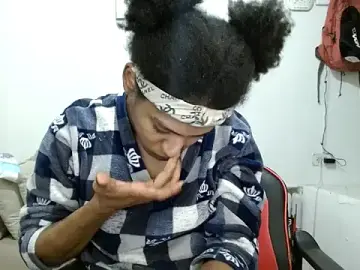 Stripchat Live Sex Cam of angelamarie1