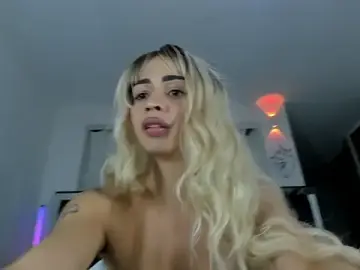 Stripchat Adult Webcam of bellacolucci