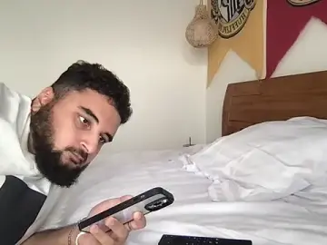 Stripchat Free Porn Cam of teddy_alan