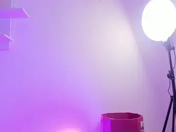 Stripchat Best live sex cam show of CamileHolmes