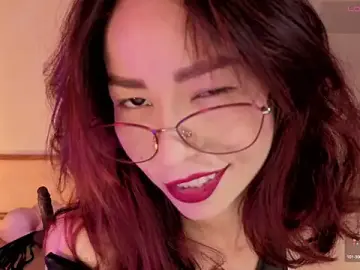 Stripchat Free Porn Cam of rosse_98_