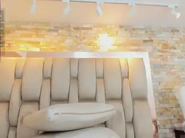 Stripchat Free Live Porn of aria_paul