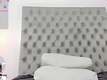 Stripchat Live Porn of aria_paul