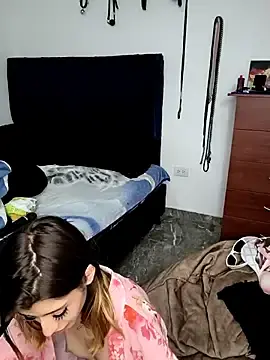 Stripchat Adult Webcam of KratosAfroditacs