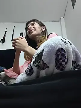 Stripchat Free Live Porn of KratosAfroditacs