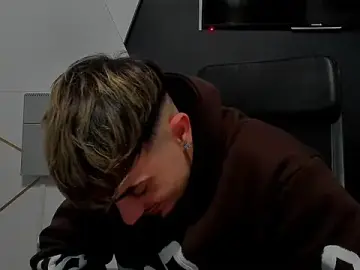 Stripchat Free Live Porn of BrandonTate